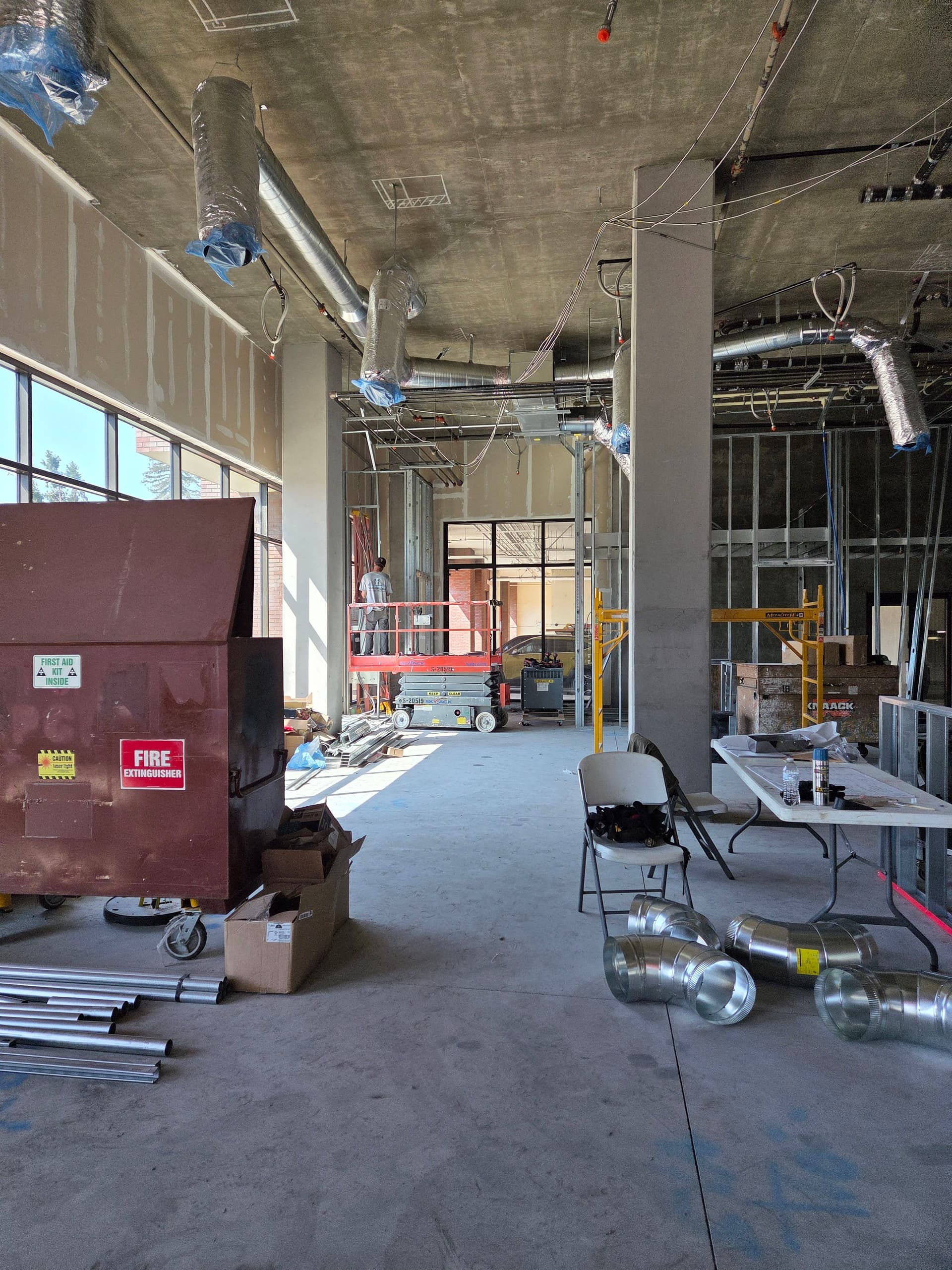 Gallery photos for Poppy Bank Tenant Improvement Already in Full Swing: Image #3